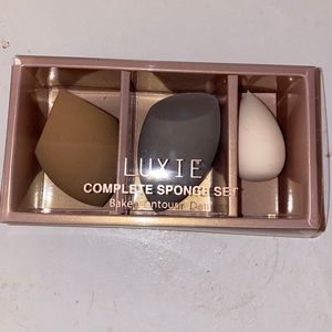 Luxie beauty blender